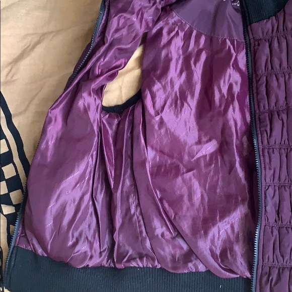 Calvin Klein Performance Workout Vest - Picture 2 of 4